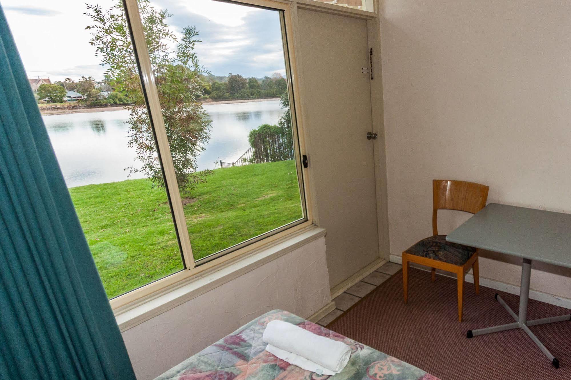 Moruya Waterfront Hotel Motel Esterno foto